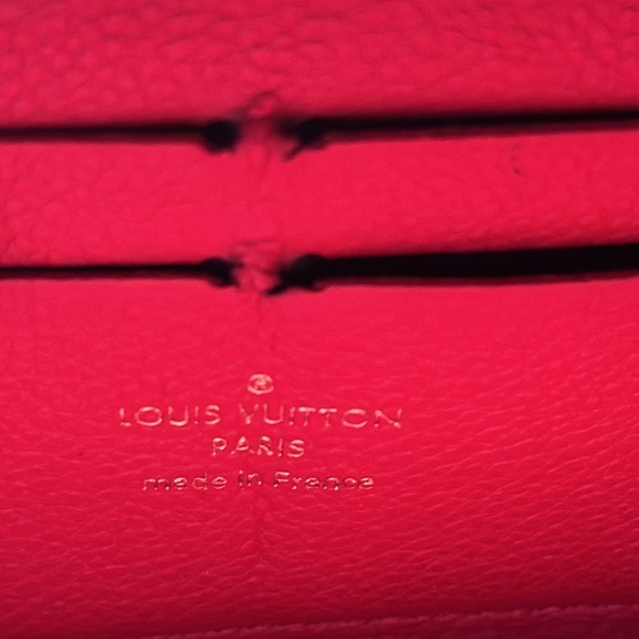 Authentic Louis Vuitton Empreinte Zippy Wallet - Picture 8 of 13